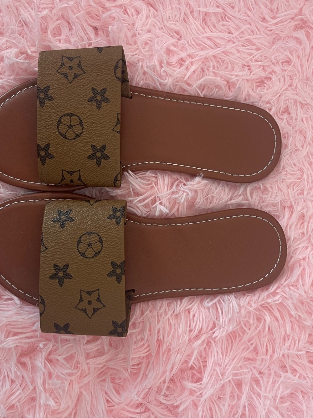BrownWomen’s Slide Sandals - Casual Everyday Comfort